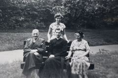 Peter-Ouders-en-vermoedelijk-Zus-gezin-Bosma
